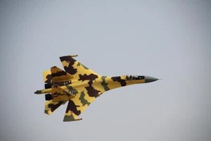 Freewing SU 35 Desert Camo EPO 1080mm PNP Jet EDF Impeller Brushless 70 NEU&OVP - Bild 1 von 4