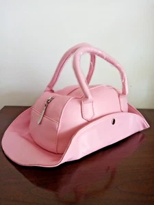 Ausgefallene Handtasche in Rosa Hut-Optik – wandelbar & stilvoll - Cowboy - Bild 1 von 7
