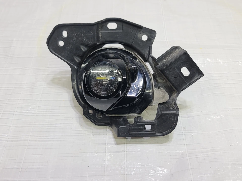 2018-2021 Mazda CX-3 CX3 Fog Light Lamp Front Left Driver OEM D24H-51694 - Image 1 of 4