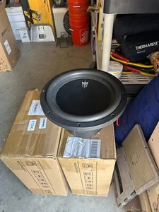 Triton Audio DUAL SX 12" Subwoofer 800W RMS 1600W peak 4ohm DVC 1 - Picture 1 of 5