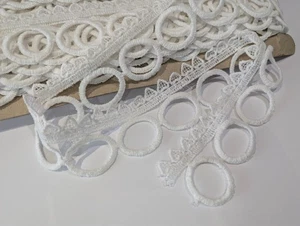 FULL CARD 24 metres of VINTAGE 70s white 60mm wide Braid Trim - Picture 1 of 5