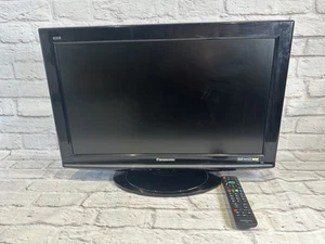 Televisión LCD Panasonic Viera TX-L26X10B 26 pulgadas 720p HD con control remoto - Imagen 1 de 10