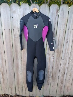 Body Glove  Wetsuit PRO 3 3.2mm Women's 7/8 Back Zip Full Suit Black Gray Pink - Image 1 of 4