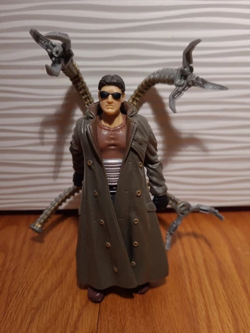 Spider-Man Doctor Octopus Doc Ock Grabbing Tentacle Attack Figure Hasbro 2007 Cover