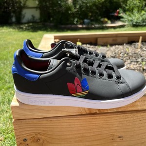 adidas Stan Smith Low Top Athletic 