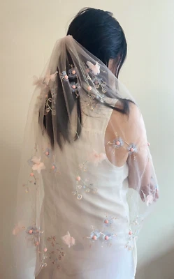 Velo Flower Pop, Velo Flor Rosa Único, Velo Flor Bordado, Floral Foto 1 de 4