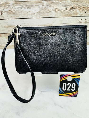 Portafoglio piccolo con carta da polso Coach Corner nero frizione con cerniera glitter scintillante