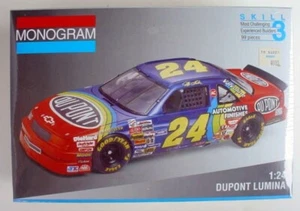 JEFF GORDON NEW Monogram 1/24 1993 Dupont Lumina MODEL KIT 2441 Factory Sealed - Picture 1 of 12