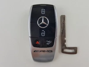 FOR PARTS ONLY ORIGINAL MERCEDES BENZ AMG OEM SMART KEY LESS ENTRY REMOTE FOB US - Picture 1 of 14