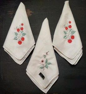 Christian Dior Set of 3 Cotton Handkerchiefs Embroidery Strawberries & Dogwood - Picture 1 of 5