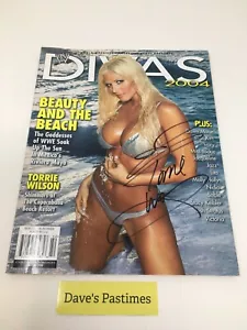 WWE Divas Magazin Torrie Wilson 2004 Wrestling Vintage Sammlerstück SIGNIERT - Bild 1 von 6
