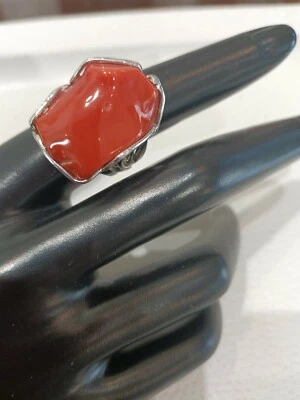 Anello con bella spola di vero corallo Sardegna in argento 925  - Immagine 1 di 2