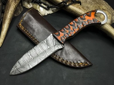 10177 Handmade Damascus steel Camping Tactical Hunting Knife With Leather Sheath - Image 1 of 4