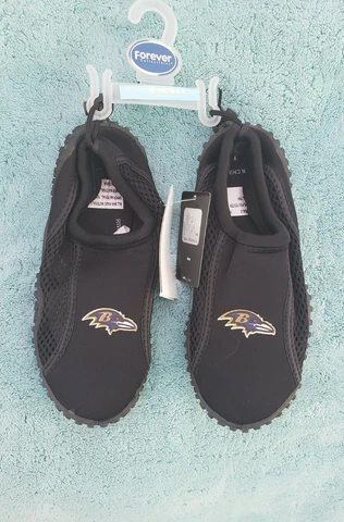 Baltimore Ravens Youth Boys / Girls Water Shoes Barefoot Swim size medium 1 - 2 Cover