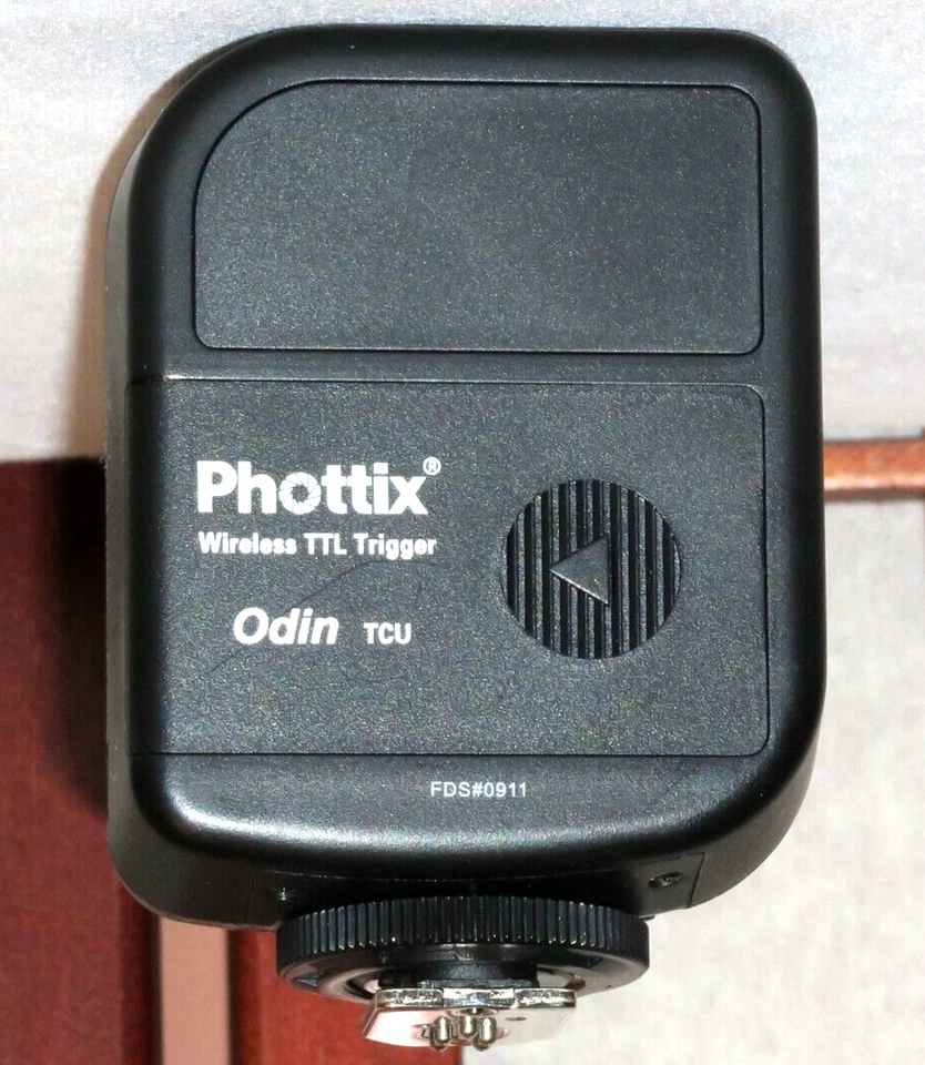 PHOTTIX ODIN TTL FLASH TRIGGER TRANSMITTER for CANON - Image 1 of 4