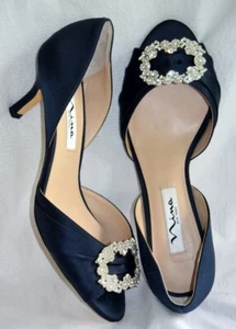 NWOB Nina Navy Blue Satin Peep Toe Open Sides Mid Heel Pump Crystal Jewels-7 1/2 - Picture 1 of 12