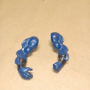 Rare 1980s MATTEL MASTERS OF THE UNIVERSE MOTU HORDAK  arms only blue  - Picture 1 of 1