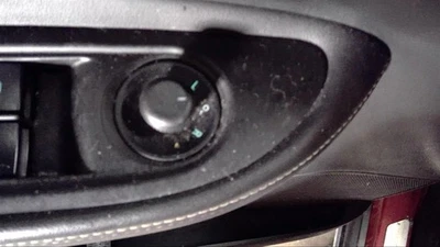 Interruptor de porta frontal do motorista espelho do motorista compatível com 10-13 LACROSSE 1593960 - Imagem 1 de 4