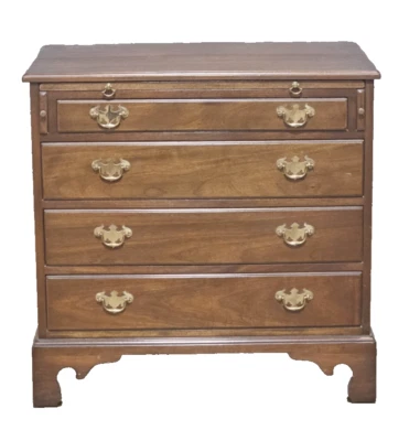 Cofre de soltero de caoba colección Kittinger Williamsburg WA 1031 Foto 1 de 4