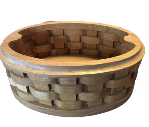 Artist Signed Carved Wood Woven Basket Bowl Beautiful Piece Approx 12”x8” X4.5” Cover