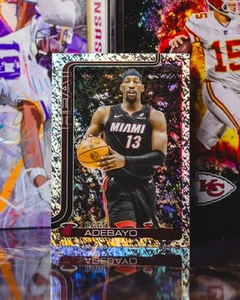 Lámina holográfica Topps #75 Bam Adebayo 2025-26 - Imagen 1 de 2