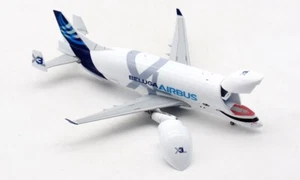 1/400 JC wings A330-743L AIRBUS BELUGA F-GXLI - Picture 1 of 3