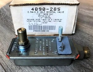 4090-285 Robertshaw 2.94-3.3 Volt Bimetal Valve - New - COSMETICALLY BLEMISHED - Picture 1 of 16