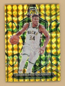 Giannis Antetokounmpo - 2023-24 Panini Mosaic - Reactive Yellow Mosaic Prizm - Picture 1 of 2