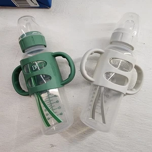 Dr. Brown's Milestones Narrow Sippy Spout Bottle with 100% Silicone Handles 6m+ - Picture 1 of 3