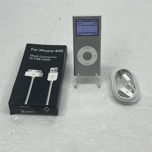 Apple iPod Nano 2nd Gen Silver 2GB A1199 - Bundle - Music Playing - Read Info - Picture 1 of 8