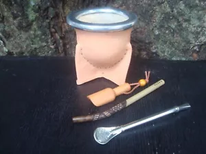 "Camionero Mate Gourd forrado en cuero mate (2) marrón claro paja 4 X 3 1/2" - Imagen 1 de 2