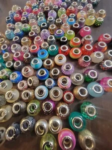 25 Perlen/Charms für Halsketten Armbänder verschiedene Farben - Bild 1 von 4