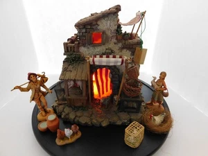 Fontanini 5" Scale Poultry Shop #50241  Lighted w/ 2 Figures and Accessories - Picture 1 of 23