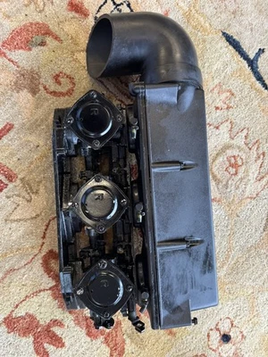 Yamaha Wave Venture Raider Exciter 1100 Triple Carburetor Set  - Image 1 of 3