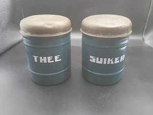 VTG Pair of Dutch 6.5" kitchen tins CANISTERS Thee & Suiker - Picture 1 of 8
