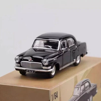 Peca 1:64 Scale GAZ-21 Volga M21 Black Alloy Diecast Metal Model Car Toy - Image 1 of 4