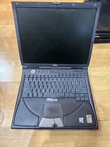 Dell Inspiron 8100 Laptop 15" Pentium III 100"Mhz 512MB 30GB WinXP Read - Picture 1 of 10