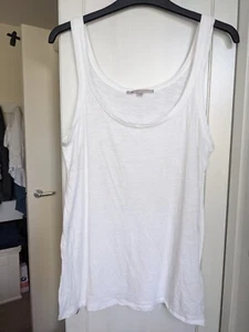 Gap Scoop Neck Vest Top White Size Small (Fits Large) Good Condition - Picture 1 of 5