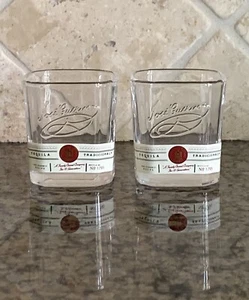 Jose Cuervo Tradicional Tequila quadratische Schnapsgläser 2er Set - Bild 1 von 4