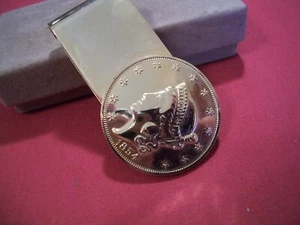 Sammlerstück Geldklammer mit Faux 1854 Gold Dollar, NOS NIB - Bild 1 von 4