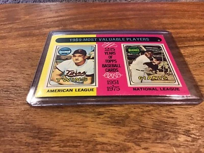 1975 Topps #207 1969 MVPs - Harmon Killebrew / Willie McCovey MVP Baseball EX NM - Image 1 of 3