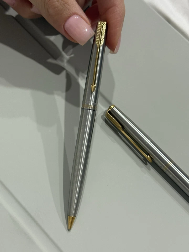 LÁPIZ MECÁNICO PARKER VINTAGE DORADO Y PLATEADO Foto 1 de 4