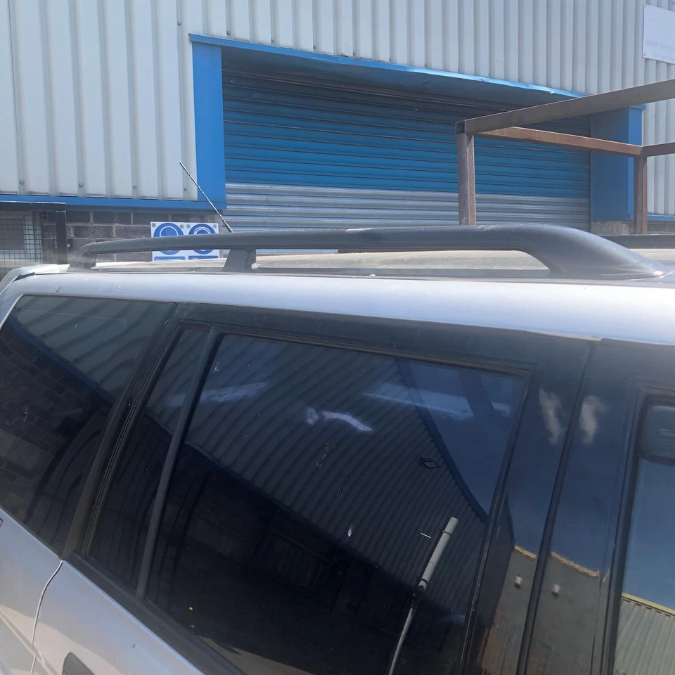 BARRA DE RIEL DE TECHO DERECHO MITSUBISHI MONTERO SPORT K86W MK1 3.0 Foto 1 de 4