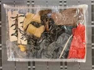 Barbie/Ken Doll Accessories (Clothes, Shoes) Like New Used Excellent Condition - Bild 1 von 2