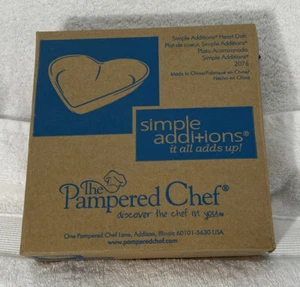 NIB Pampered Chef Simple Additions Cranberry Red 6” Heart Dish Bowl - Picture 1 of 9
