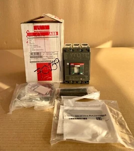ABB SACE TMAX XT2S 160 Circuit Breaker 3 Pole 25 Amp 1SDA070139R1 #NEW - Picture 1 of 10