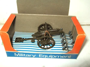Rare Vintage Crescent Models No 1249, 18 Pdr Quick Fire Gun & Shell Sprue, Boxed - Picture 1 of 4