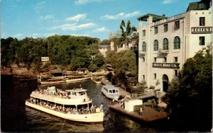 Postal Wisconsin Dells The Clipper Winnebago And The Commander De colección UNP - Imagen 1 de 2