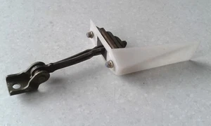 TIRANT ARRET DE PORTE ARRIERE GAUCHE FORD MONDEO 1 PHASE 2 (GD) BERLINE - Picture 1 of 4