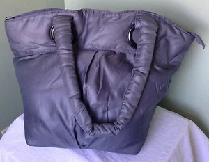 BOLSO DE MANO BATH & BODY WORKS NYLON GRIS NUEVO - Imagen 1 de 7